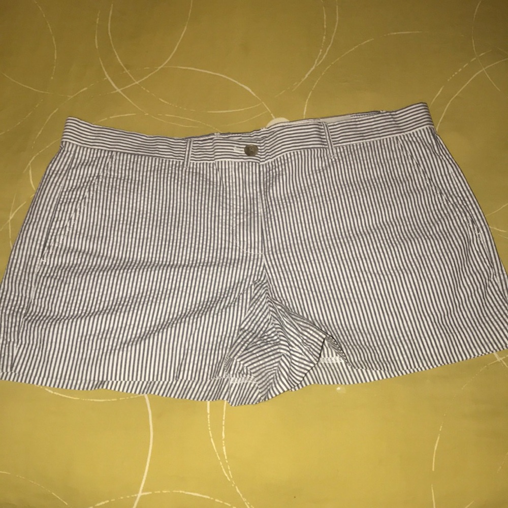 GAP striped shorts